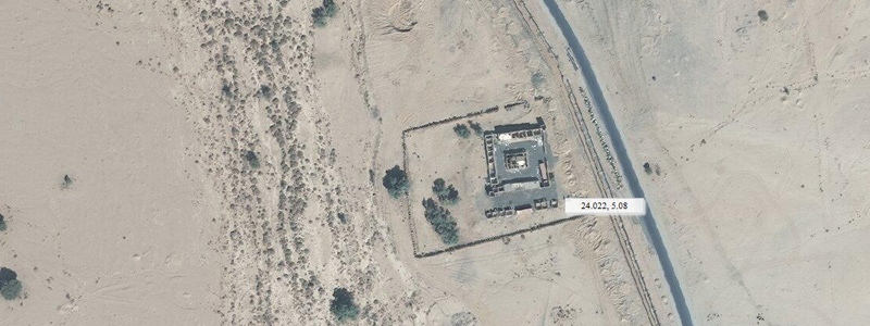 bordj In Eccker ecker ekker fort militaire sahara france algérie histoire ruines vue aérienne