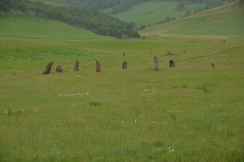 russie par la route sibérie Kakassie sud de krasnoiarsk archéologie histoire pierres levées monuments mégalithiques
