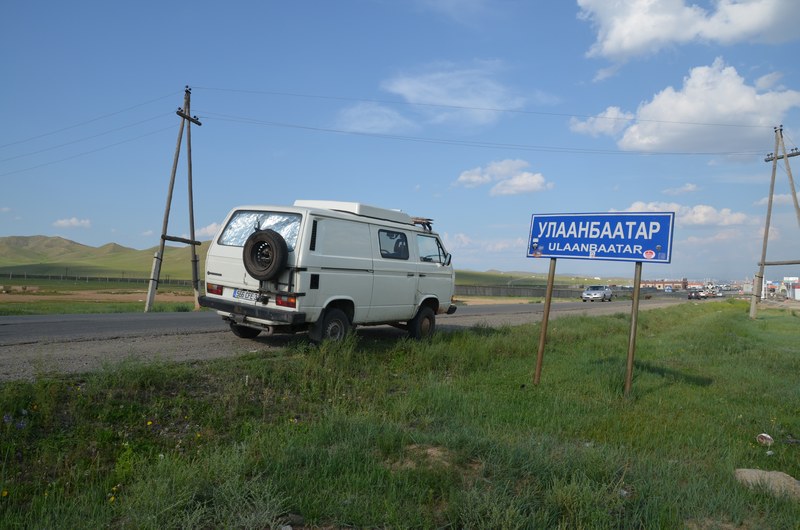 russie mongolie par la route vw t3 transporter volkswagen syncro steppe arrivée oulan bator ulan bator