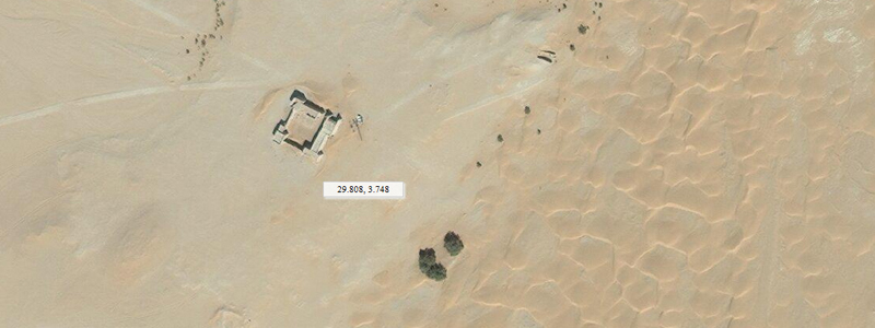 fort Hassi Inifel nord militaire sahara france algérie histoire ruines vue aérienne
