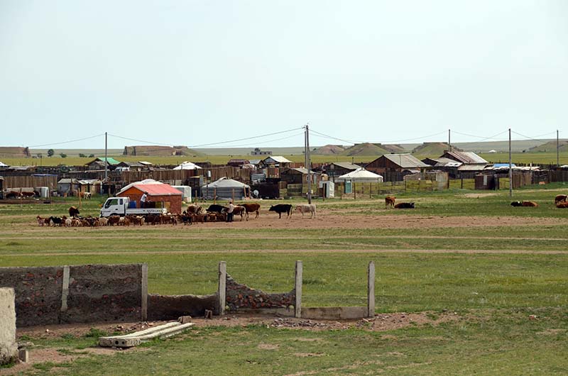 mongolie gobi choir choyr base aérienne soviétique lieu abandonné